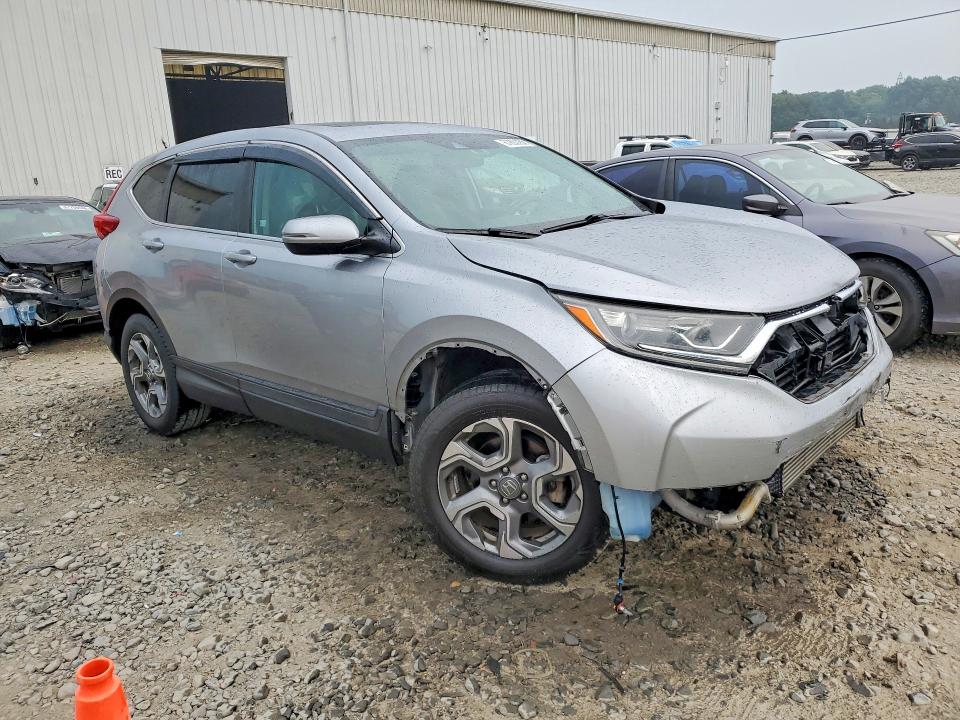 61863066 :رقم المزاد ، 2HKRW2H84HH622546 vin ، 2017 Honda Cr-v مزاد بيع