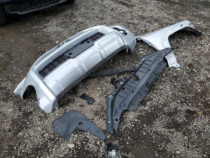 62326106 :رقم المزاد ، JTERU5JRXM5879520 vin ، 2021 Toyota 4runner مزاد بيع