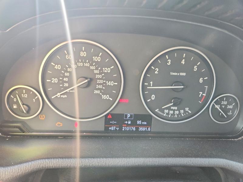 62044266 :رقم المزاد ، 5UXWX5C54CL728142 vin ، 2012 Bmw X3 مزاد بيع