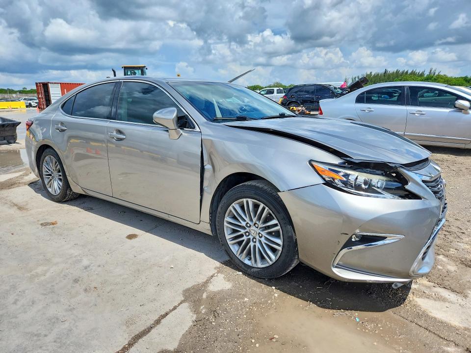 2016 Lexus Es მანქანა იყიდება აუქციონზე, vin: 58ABK1GG0GU018467, აუქციონის ნომერი: 62239446