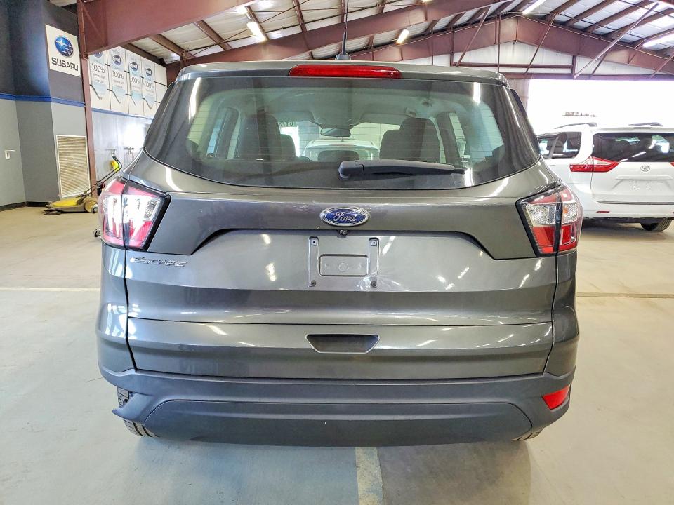 Продажа на аукционе авто 2018 Ford Escape, vin: 1FMCU0F74JUA76798, номер лота: 61739026