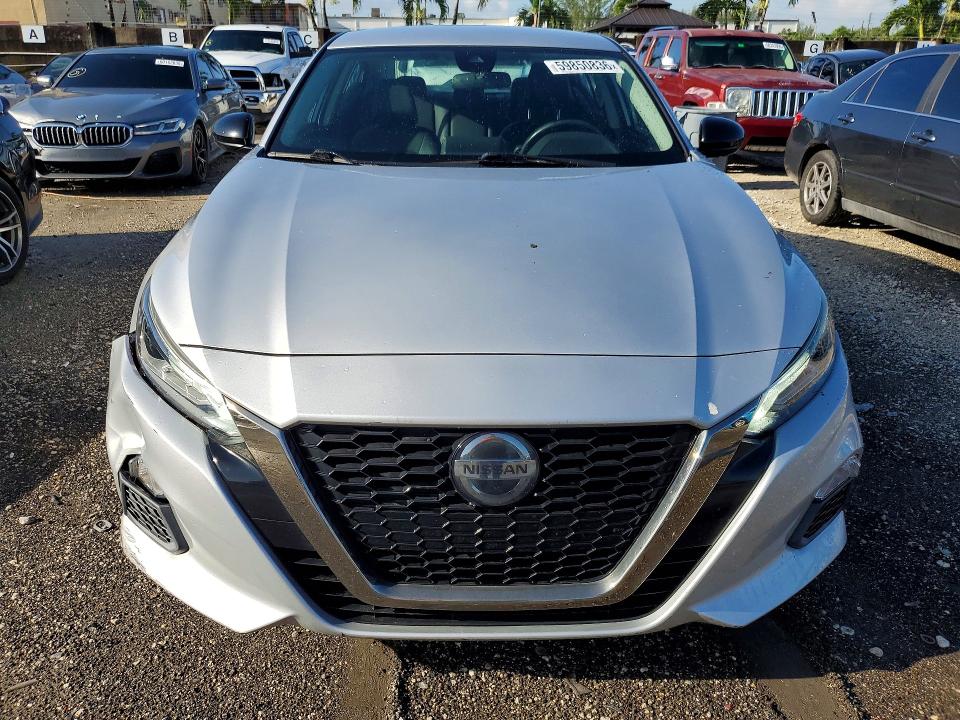 2021 Nissan Altima მანქანა იყიდება აუქციონზე, vin: 1N4BL4CV9MN352748, აუქციონის ნომერი: 59850836