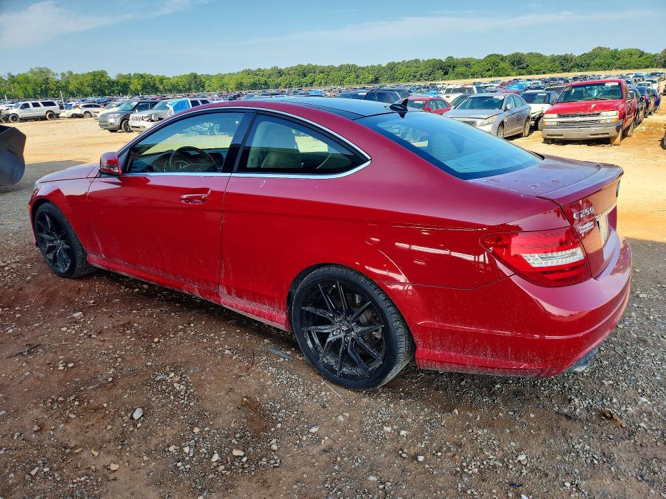 Продажа на аукционе авто 2015 Mercedes-benz C, vin: WDDGJ4HB9FG363945, номер лота: 59841816