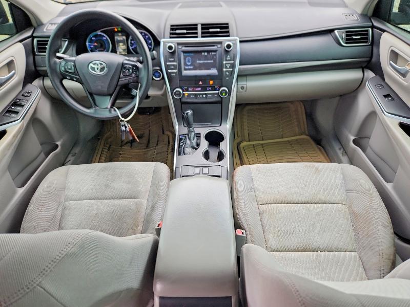 2015 Toyota Camry Hybrid მანქანა იყიდება აუქციონზე, vin: 4T1BD1FK9FU145675, აუქციონის ნომერი: 60812336