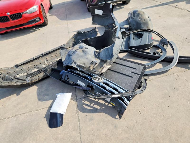 Продажа на аукционе авто 2019 Volkswagen Atlas, vin: 1V2WR2CA2KC558948, номер лота: 62325626