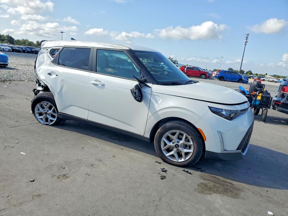 2025 Kia Soul მანქანა იყიდება აუქციონზე, vin: KNDJ23AUXS7968327, აუქციონის ნომერი: 61318836