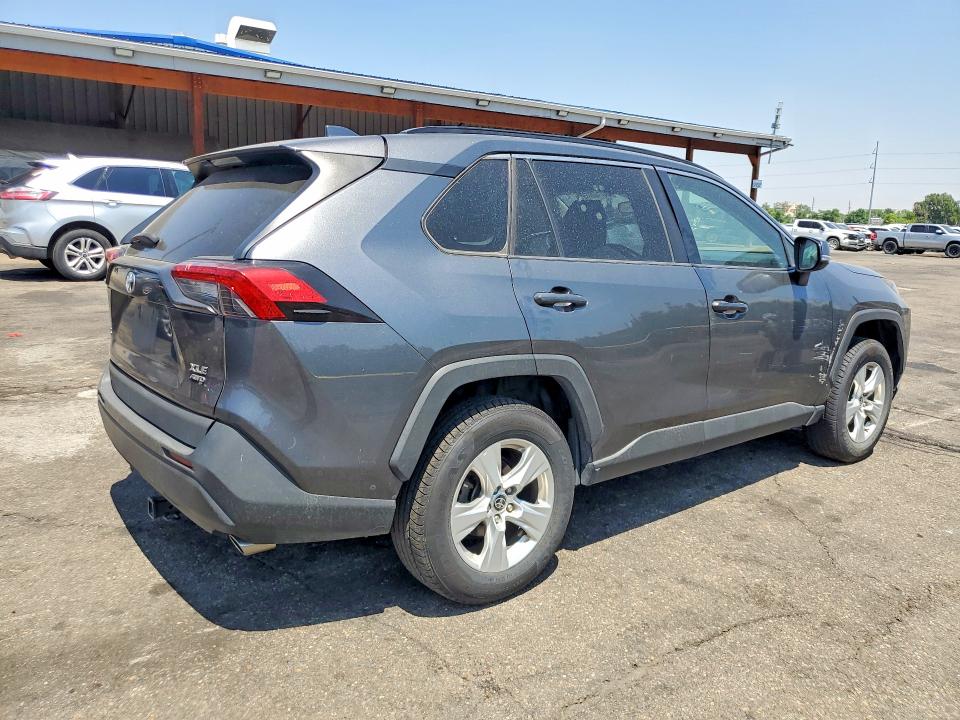 2021 Toyota Rav4 მანქანა იყიდება აუქციონზე, vin: 2T3P1RFV4MC187801, აუქციონის ნომერი: 60168696