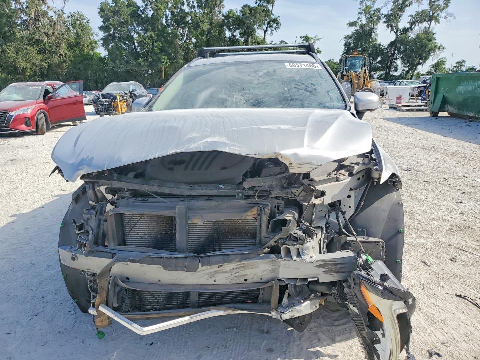60571456 :رقم المزاد ، YV4L12RK0N1971749 vin ، 2022 Volvo Xc60 مزاد بيع