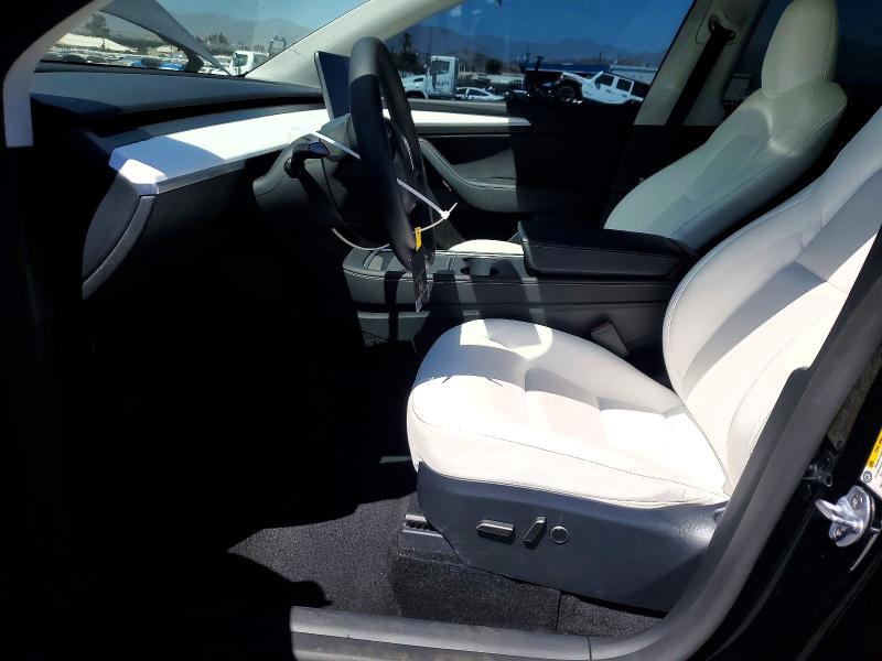 59714636 :رقم المزاد ، 7SAYGDED7RF103161 vin ، 2024 Tesla Model Y مزاد بيع