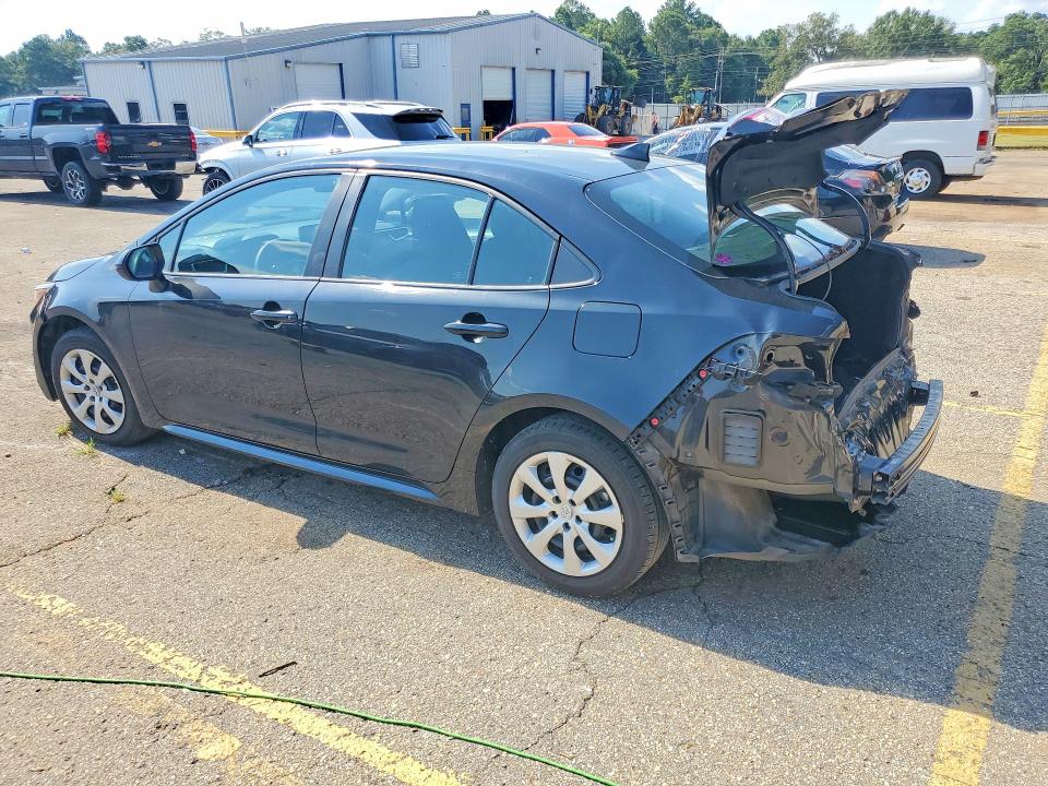 59667806 :رقم المزاد ، 5YFEPMAE0NP338692 vin ، 2022 Toyota Corolla مزاد بيع