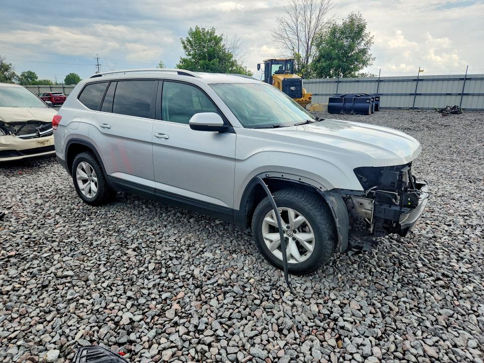 60163156 :رقم المزاد ، 1V2KR2CA7JC563785 vin ، 2018 Volkswagen Atlas مزاد بيع