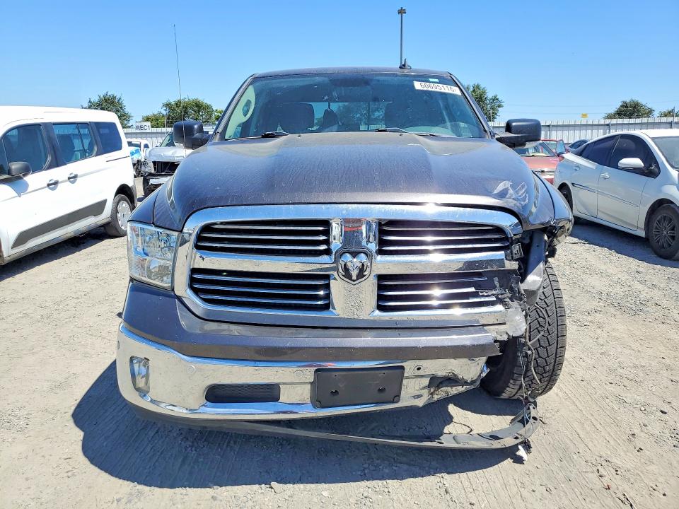 60695116 :رقم المزاد ، 3C6RR6LT6HG610778 vin ، 2017 Ram 1500 مزاد بيع