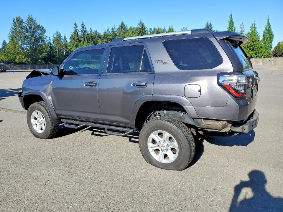 59382106 :رقم المزاد ، JTEBU5JRXH5466245 vin ، 2017 Toyota 4runner مزاد بيع