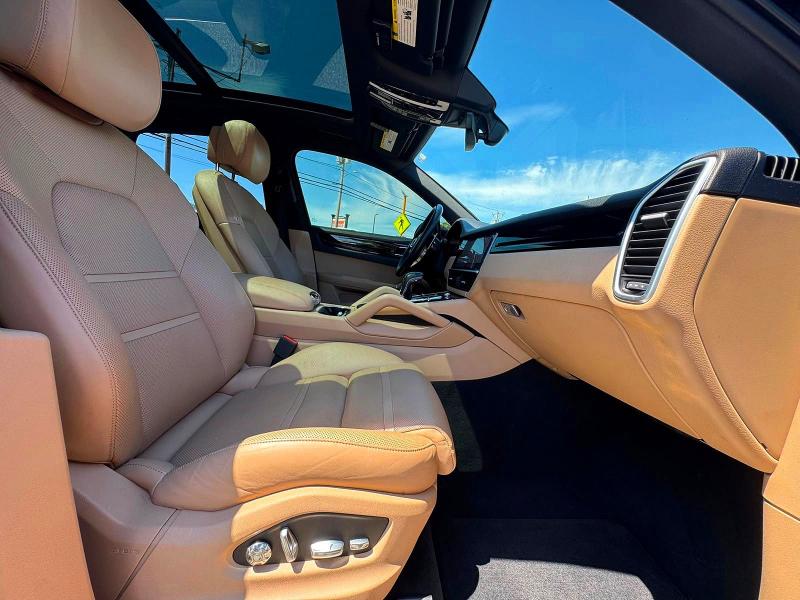 Продажа на аукционе авто 2019 Porsche Cayenne, vin: WP1AA2AY7KDA09385, номер лота: 62313976