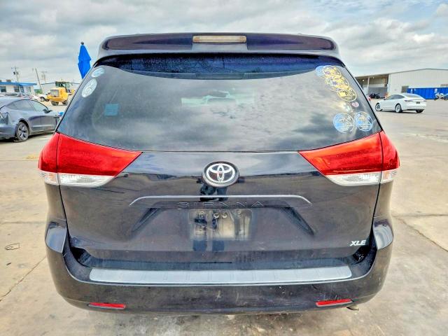 Продаж на аукціоні авто 2012 Toyota Sienna, vin: 5TDYK3DC8CS188335, номер лоту: 61865376