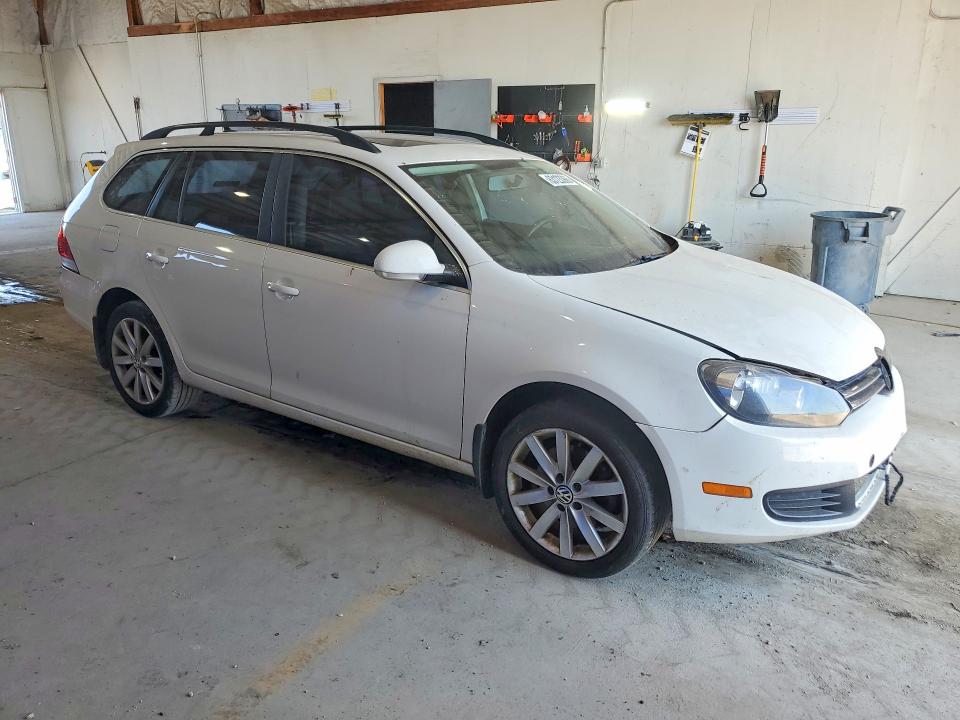 63123366 :رقم المزاد ، 3VWML7AJ0DM693693 vin ، 2013 Volkswagen Jetta مزاد بيع