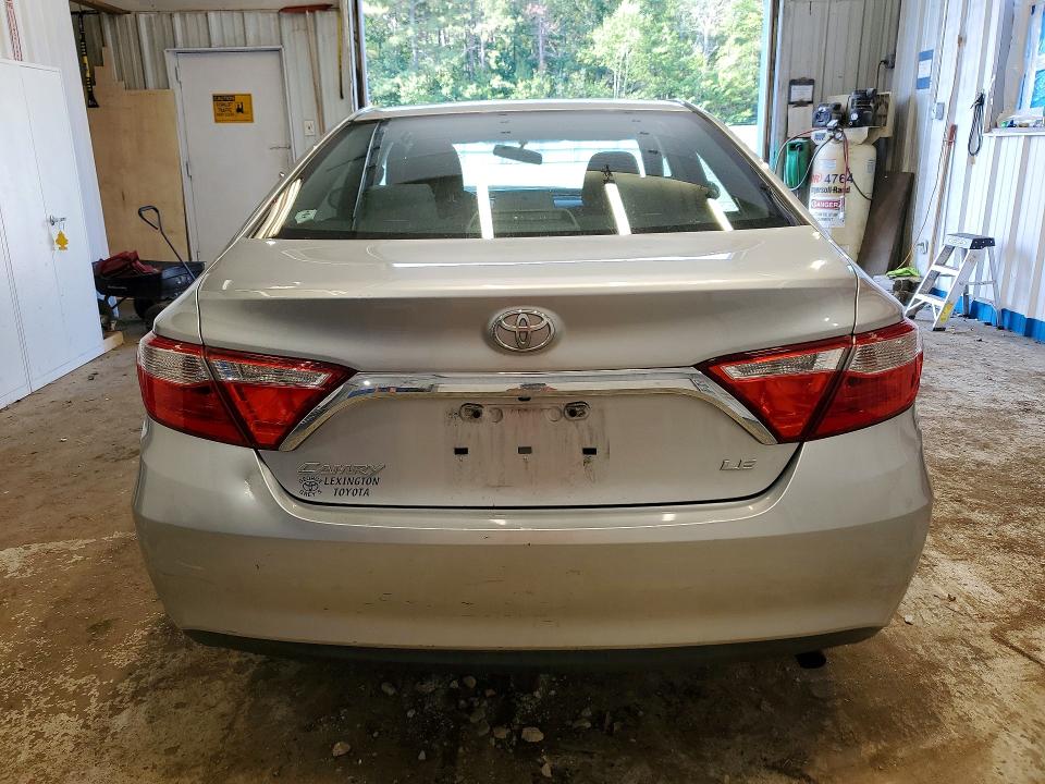 59800166 :رقم المزاد ، 4T1BF1FK5HU336281 vin ، 2017 Toyota Camry مزاد بيع