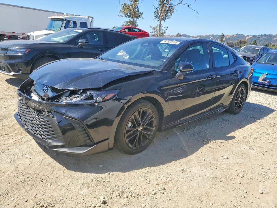 Продажа на аукционе авто 2025 Toyota Camry, vin: 4T1DAACK2SU564984, номер лота: 61609936