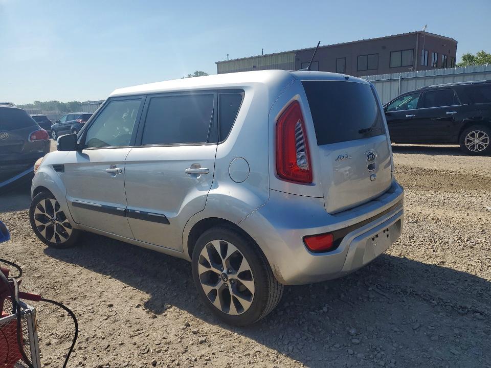 60047586 :رقم المزاد ، KNDJT2A69C7426551 vin ، 2012 Kia Soul مزاد بيع