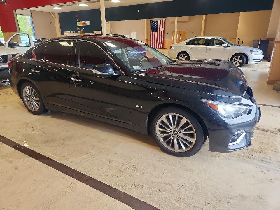 62999966 :رقم المزاد ، JN1EV7AR5LM251609 vin ، 2020 Infiniti Q50 مزاد بيع