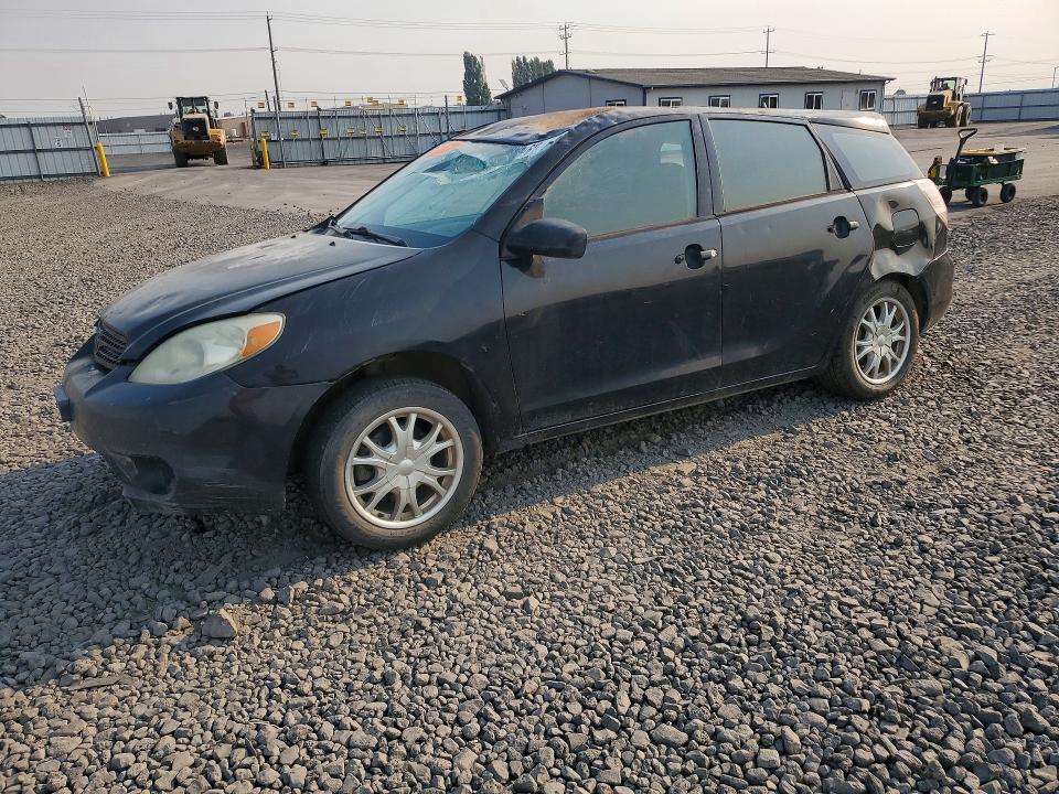 61910736 :رقم المزاد ، 2T1KR32E85C493805 vin ، 2005 Toyota Matrix مزاد بيع