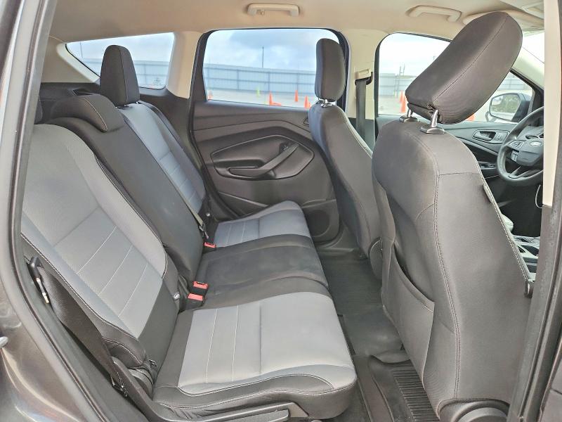 63130926 :رقم المزاد ، 1FMCU0F76KUA34196 vin ، 2019 Ford Escape مزاد بيع