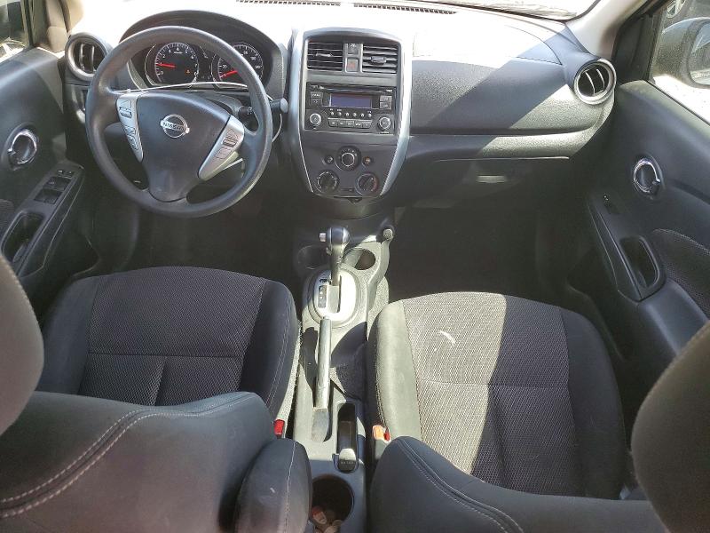 63387036 :رقم المزاد ، 3N1CN7AP1JL851606 vin ، 2018 Nissan Versa مزاد بيع