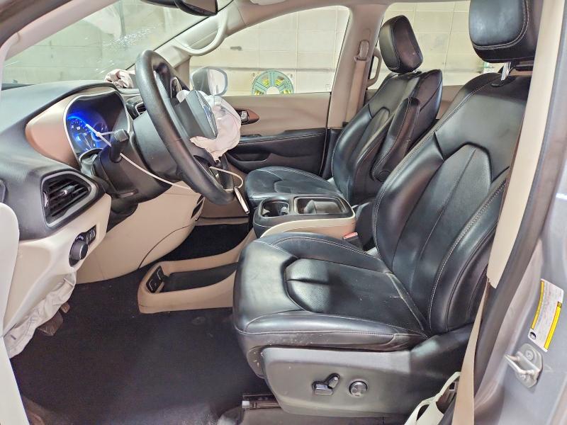 60515496 :رقم المزاد ، 2C4RC1DGXLR286137 vin ، 2020 Chrysler Voyager مزاد بيع