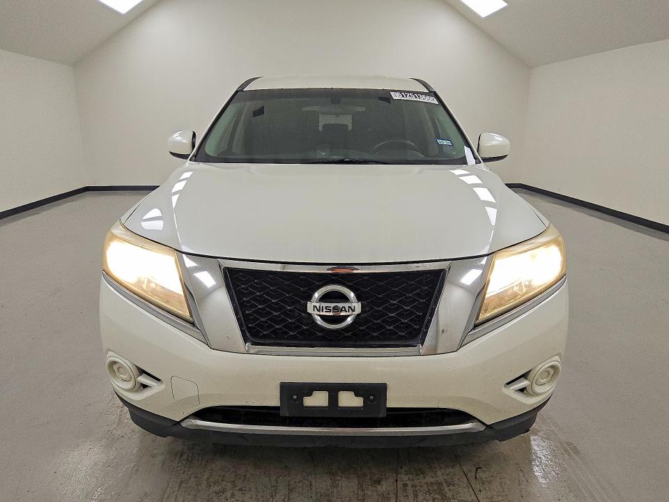 61251366 :رقم المزاد ، 5N1AR2MN9FC625124 vin ، 2015 Nissan Pathfinder مزاد بيع