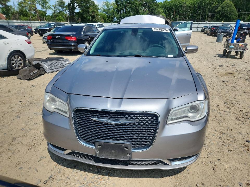 Продаж на аукціоні авто 2015 Chrysler 300, vin: 2C3CCAAG4FH807328, номер лоту: 62480906