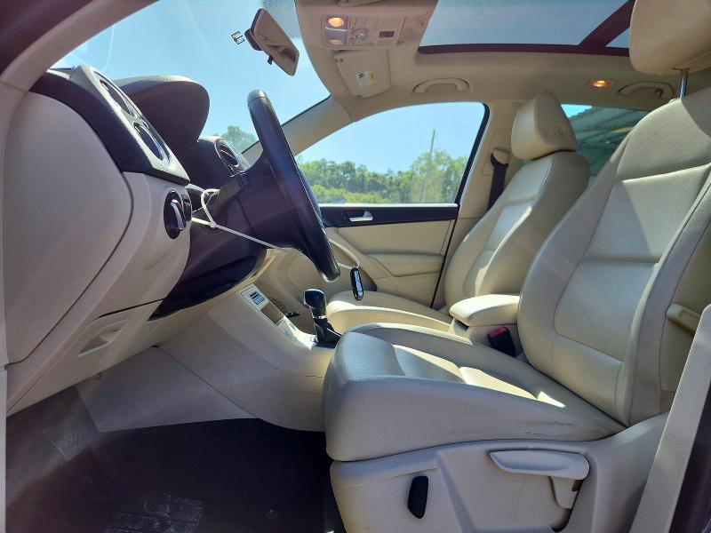 60854416 :رقم المزاد ، WVGBV3AX4EW565391 vin ، 2014 Volkswagen Tiguan مزاد بيع