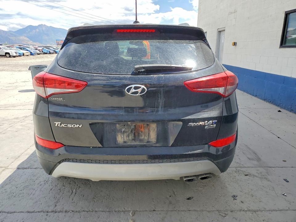 2017 Hyundai Tucson მანქანა იყიდება აუქციონზე, vin: KM8J3CA27HU274339, აუქციონის ნომერი: 59391706