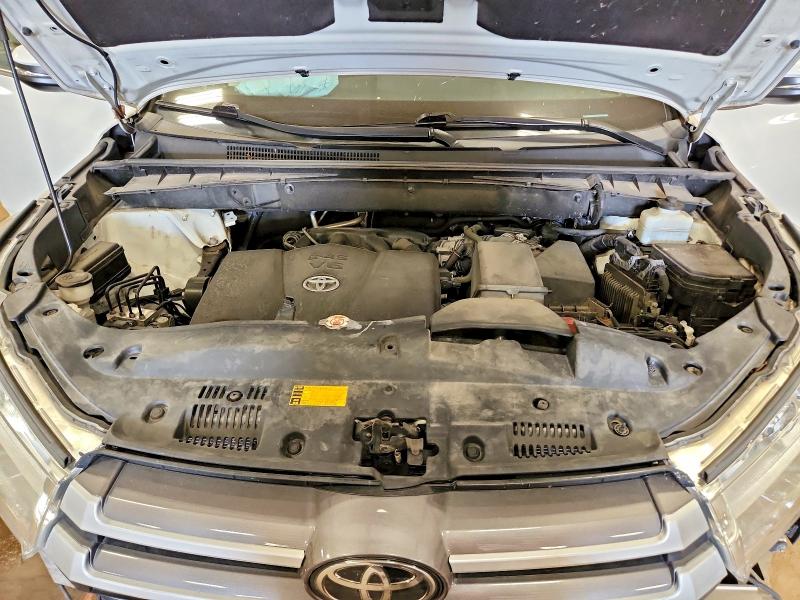 2019 Toyota Highlander მანქანა იყიდება აუქციონზე, vin: 5TDJZRFH6KS593763, აუქციონის ნომერი: 61089236