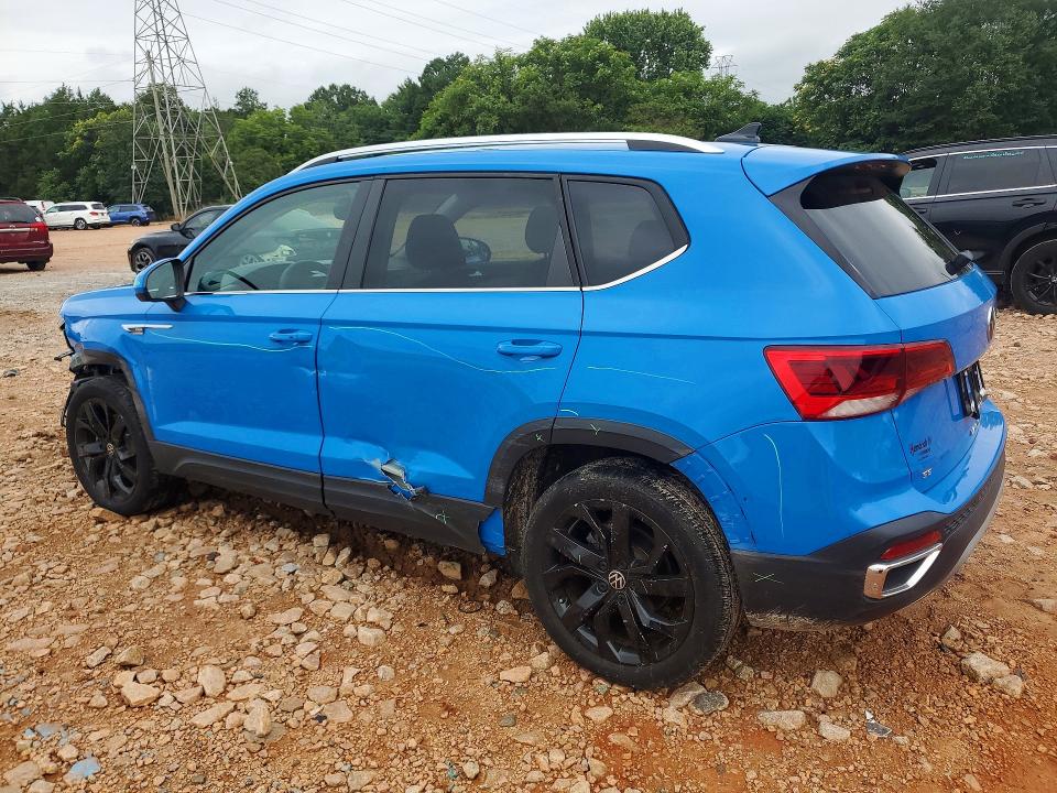 60750636 :رقم المزاد ، 3VVSX7B27PM327595 vin ، 2023 Volkswagen Taos مزاد بيع