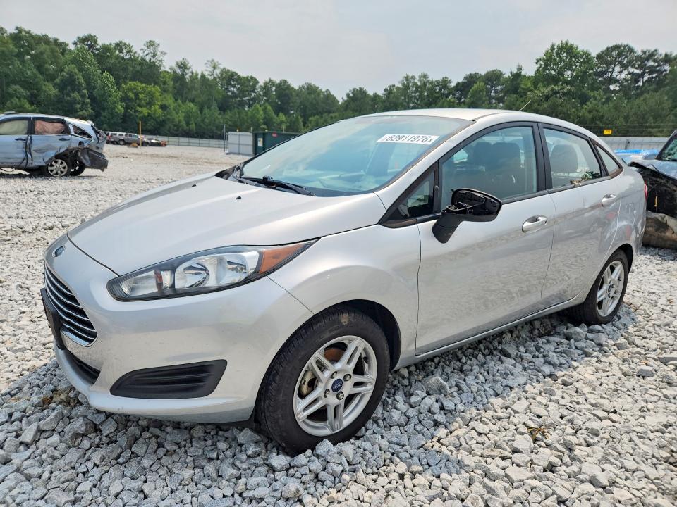 Продажа на аукционе авто 2017 Ford Fiesta, vin: 3FADP4BJ4HM158639, номер лота: 62911976