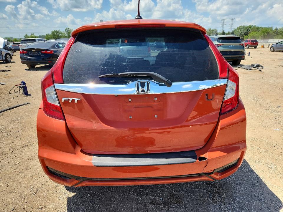 Продажа на аукционе авто 2018 Honda Fit, vin: 3HGGK5H87JM715454, номер лота: 58817126