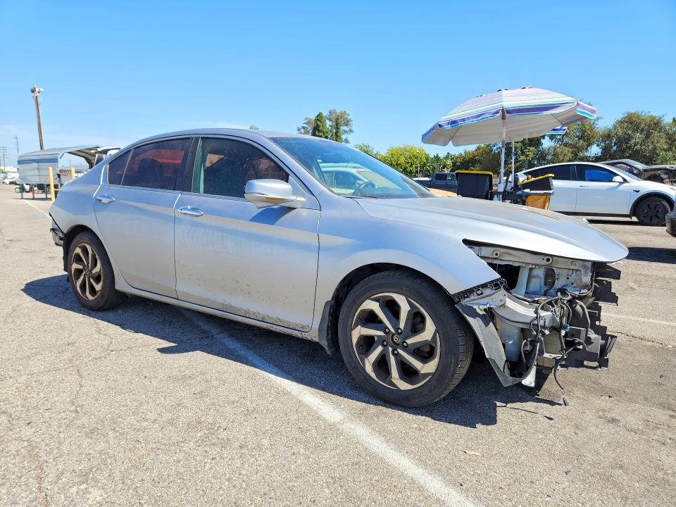 Aukcja sprzedaży 2017 Honda Accord, vin: 1HGCR2F8XHA116096, numer aukcji: 62443726