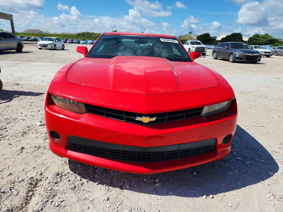 62986486 :رقم المزاد ، 2G1FB1E37F9126425 vin ، 2015 Chevrolet Camaro مزاد بيع