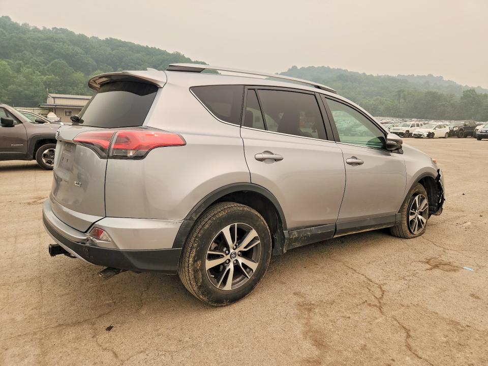 Продаж на аукціоні авто 2018 Toyota Rav4, vin: 2T3WFREV9JW414294, номер лоту: 61400326