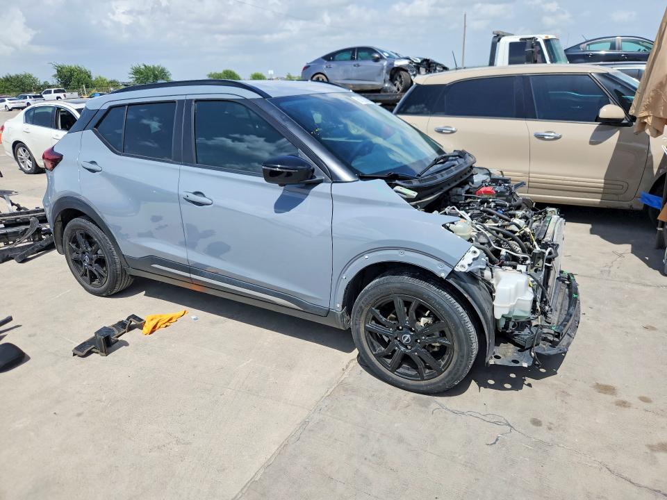 61730586 :رقم المزاد ، 3N1CP5DV3PL546884 vin ، 2023 Nissan Kicks مزاد بيع