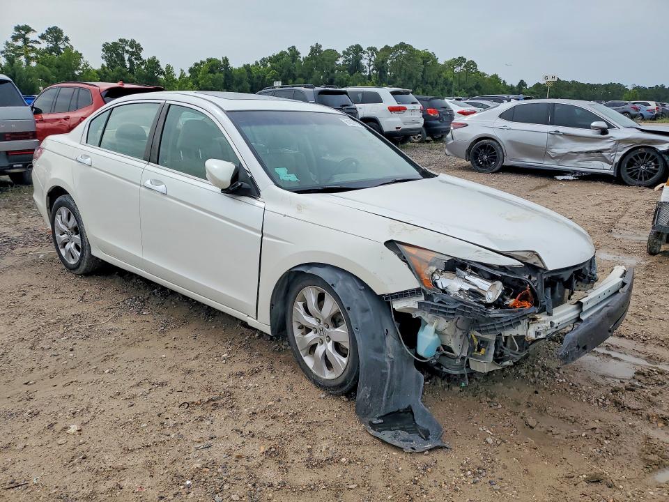 61076136 :رقم المزاد ، 5KBCP3F85AB013662 vin ، 2010 Honda Accord مزاد بيع