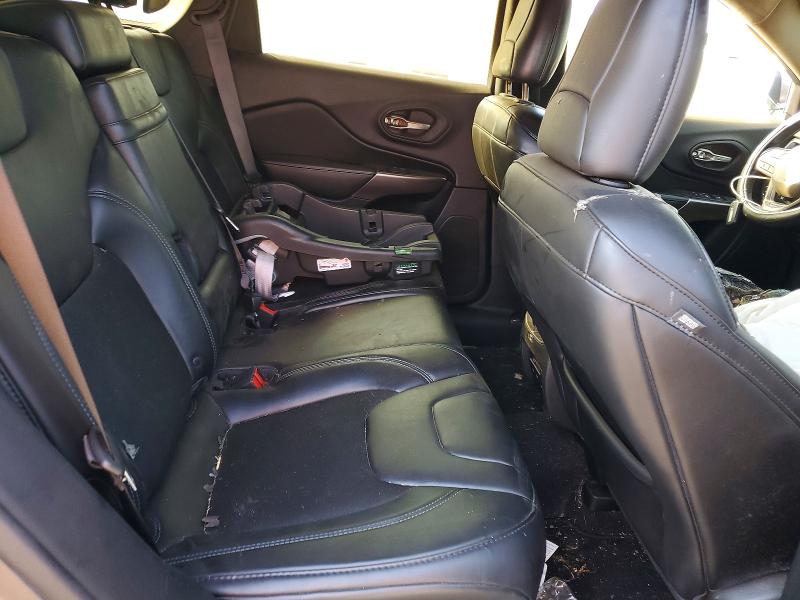 63126896 :رقم المزاد ، 1C4PJMLB7KD308584 vin ، 2019 Jeep Cherokee مزاد بيع