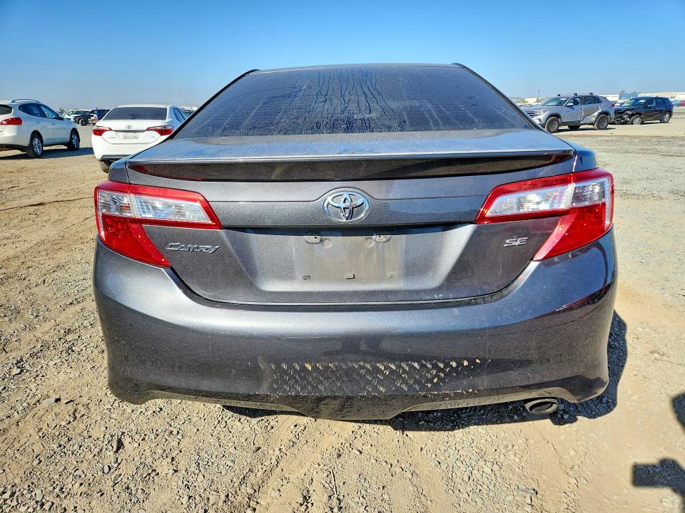 Aukcja sprzedaży 2014 Toyota Camry, vin: 4T1BF1FK8EU748089, numer aukcji: 61071526