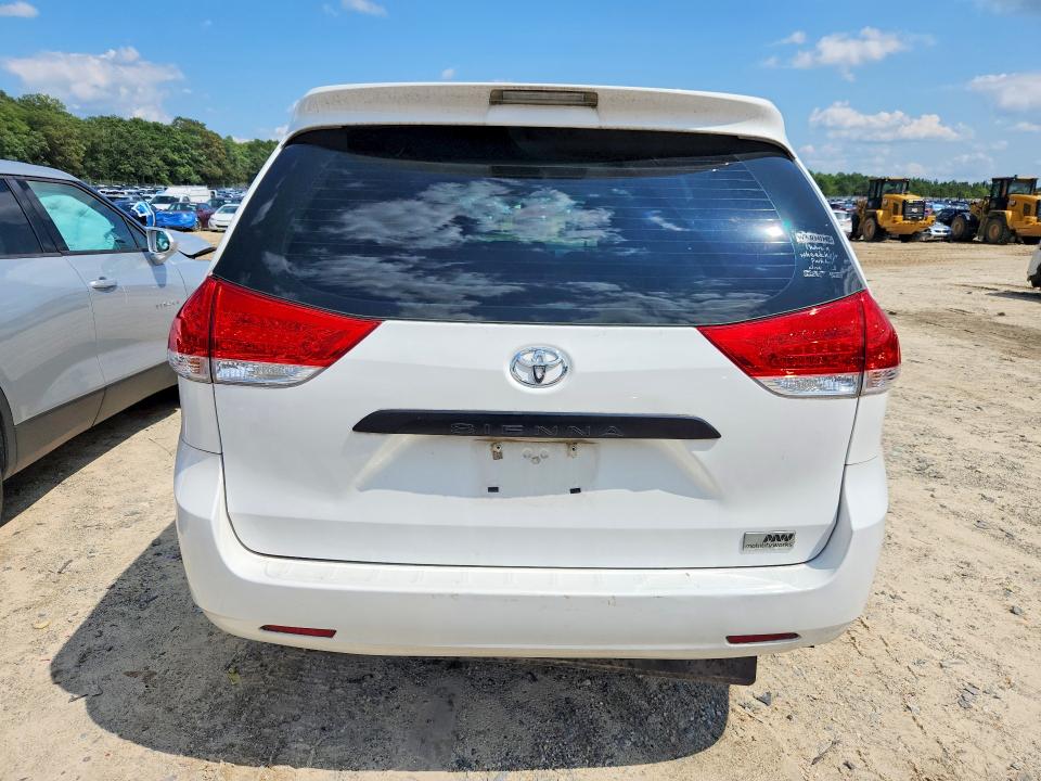 2012 Toyota Sienna მანქანა იყიდება აუქციონზე, vin: 5TDZK3DC7CS271484, აუქციონის ნომერი: 62798476