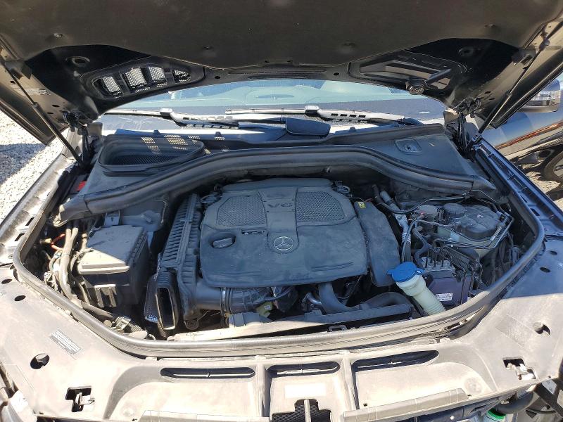 62810816 :رقم المزاد ، 4JGDA5HB4HA853908 vin ، 2017 Mercedes-benz Gle مزاد بيع