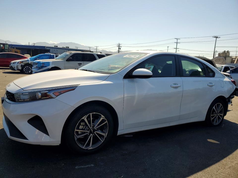 59402206 :رقم المزاد ، 3KPF24AD3RE771375 vin ، 2024 Kia Forte مزاد بيع