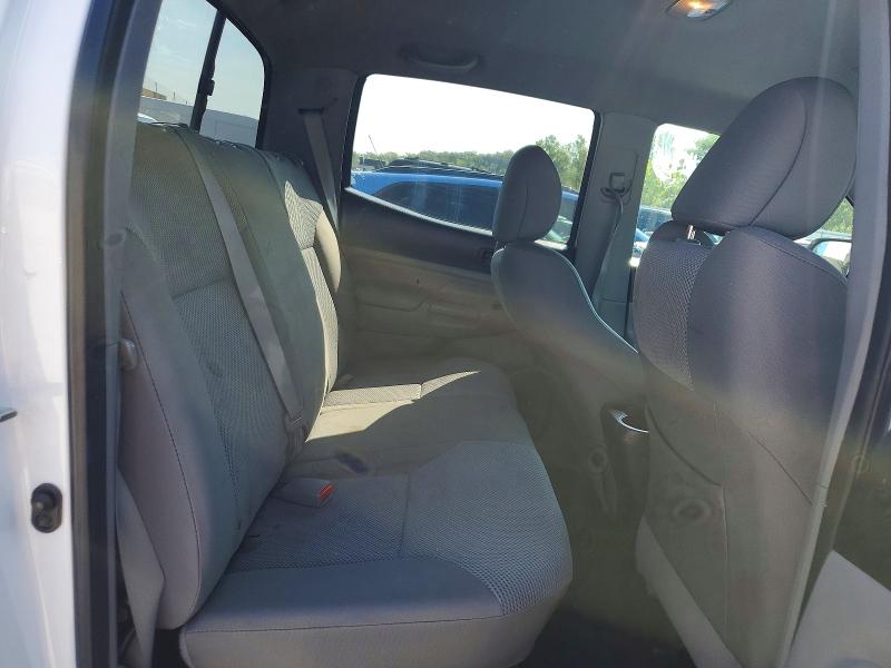 Продажа на аукционе авто 2014 Toyota Tacoma, vin: 3TMLU4EN7EM158854, номер лота: 60716086