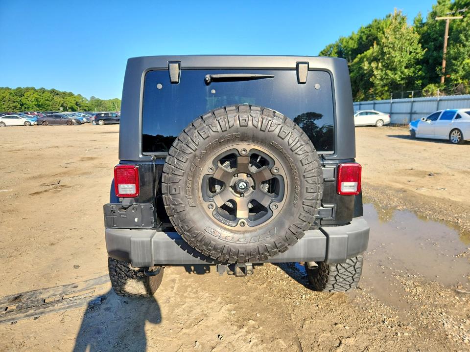 2015 Jeep Wrangler Unlimited მანქანა იყიდება აუქციონზე, vin: 1C4BJWDG3FL649928, აუქციონის ნომერი: 60571346