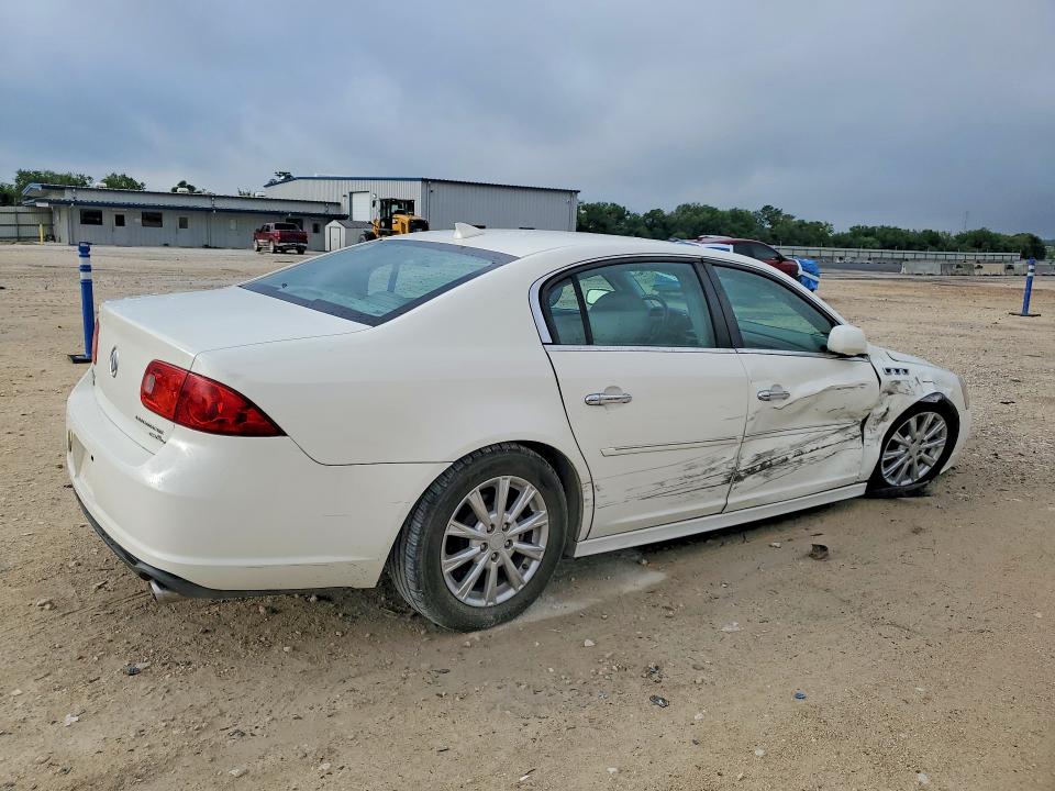 62272836 :رقم المزاد ، 1G4HC5EM6BU152374 vin ، 2011 Buick Lucerne مزاد بيع