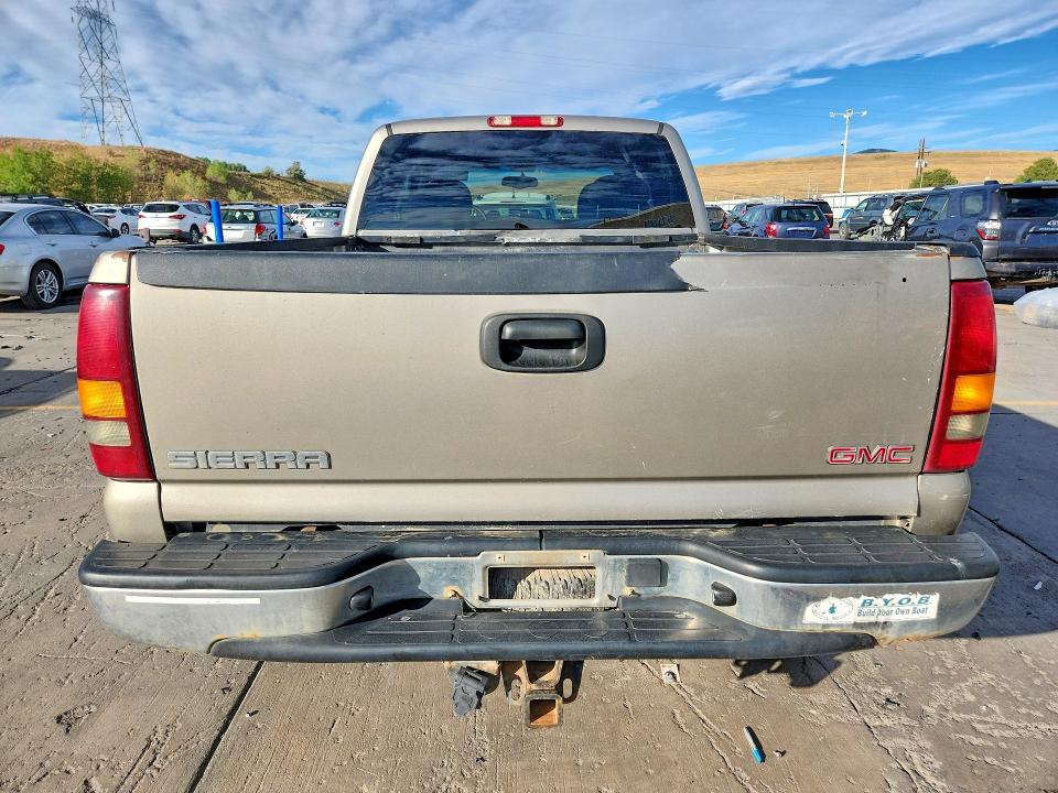63134886 :رقم المزاد ، 2GTEK19T121425446 vin ، 2002 Gmc New Sierra مزاد بيع